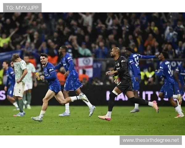 英超经典对决回顾：历史瞬间重现揭示赛季精彩表现与球队实力